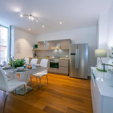 Star Of Lugano - Happy Rentals Exterior photo