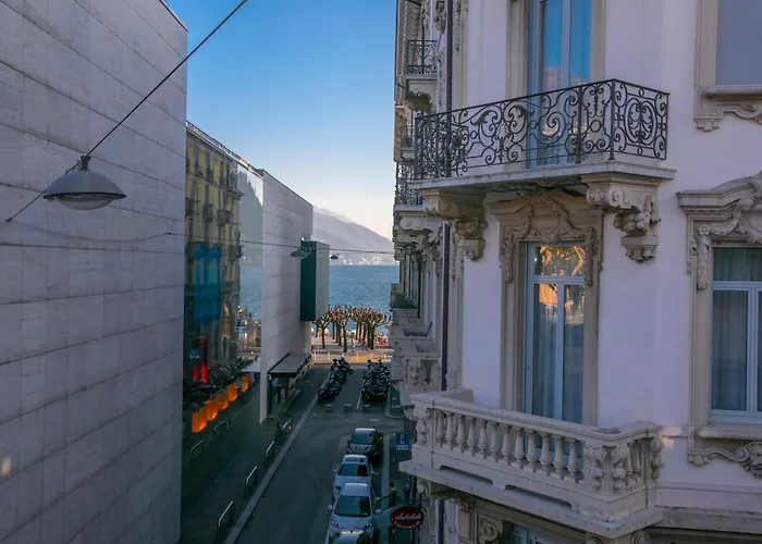 Star Of Lugano - Happy Rentals